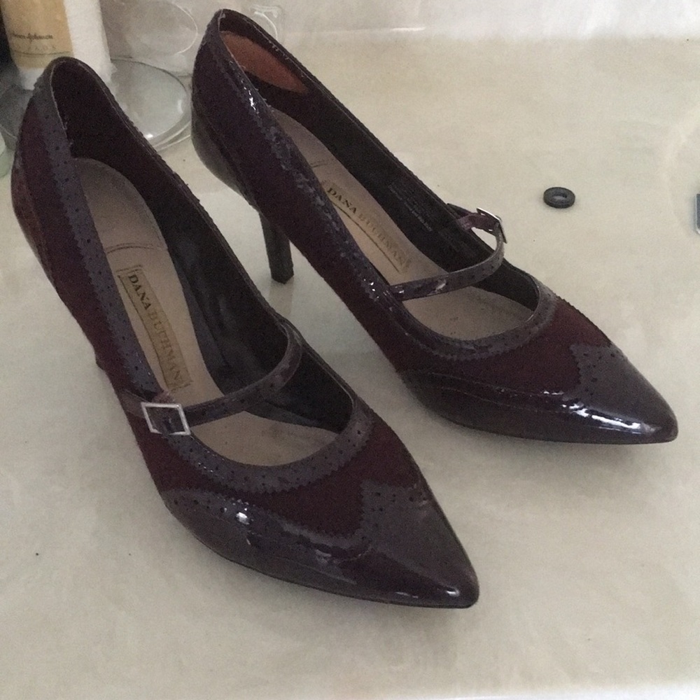 Dana Buchman Oxford-style heels